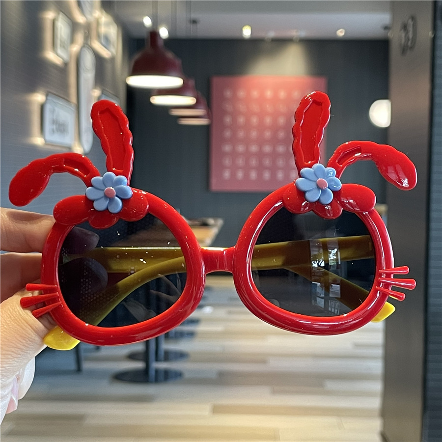 نظارات اطفال على شكل ارنب نظارات أطفال بلاستيكية  جديدة بأحدث موضة إطار أرنب نظارات شمسية للأطفال رائعة ومضحكة