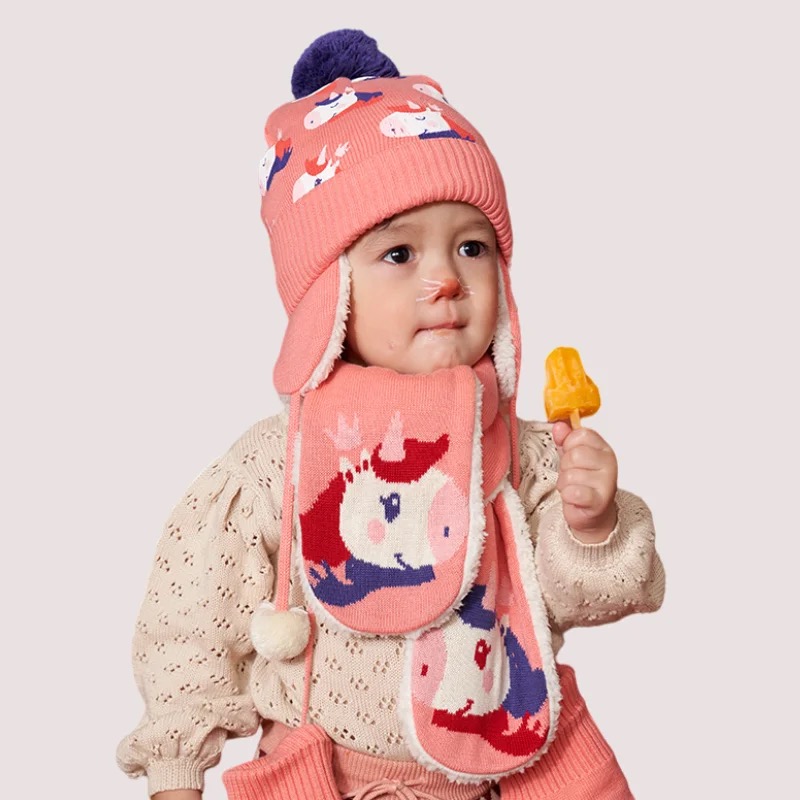 قبعة شتوية دافئة لطيفة للأطفال بطبعة وحيد القرن