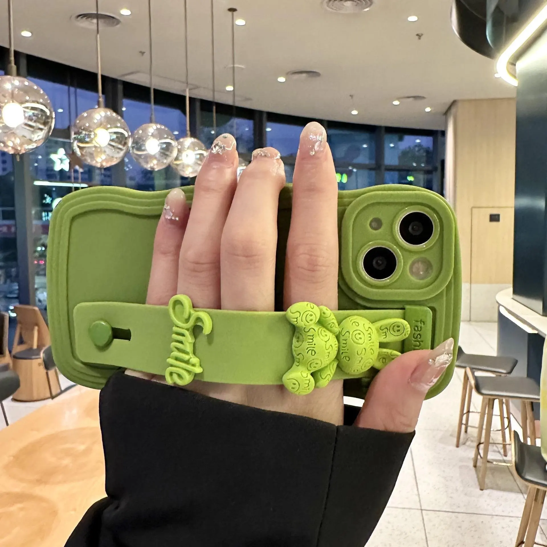 غطاء هاتف ثلاثي الأبعاد أخضر وردي كرتوني